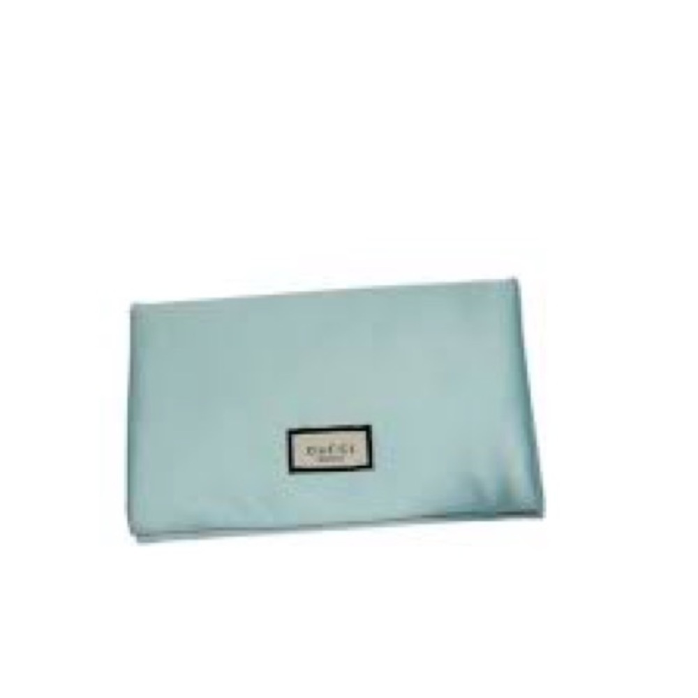 New GUCCI Beauty pouch aqua blue satin cosmetic makeup bag designer so cute!